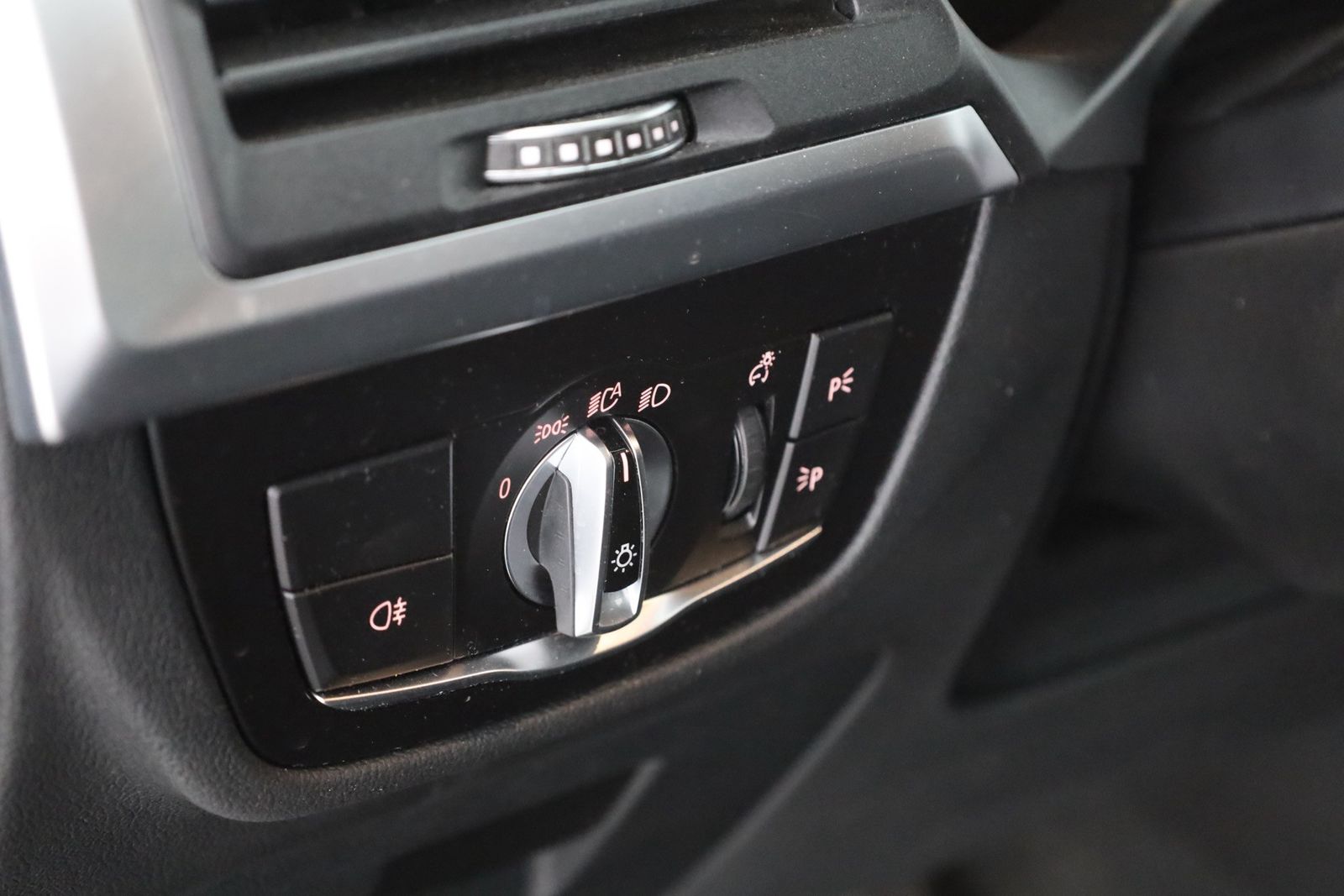 BMW X3 M40d xDrive Laser Head-Up Kamera Navi H&K AHK foto 19