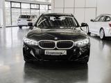 BMW 320e Touring Aut Nav LED AHK Parkass+RFK HiFi - BMW 320: Plug-In Hybrid, Kombi, Automatik
