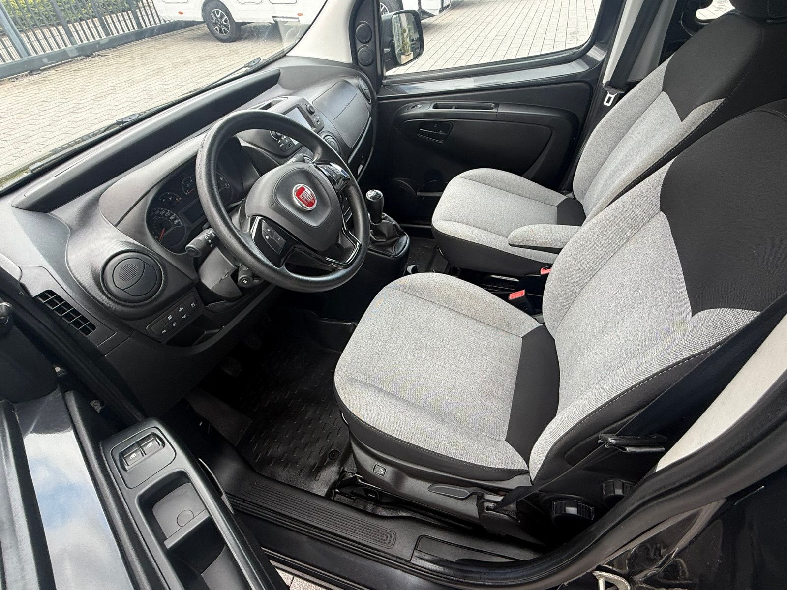 Fahrzeugabbildung Fiat Qubo Active