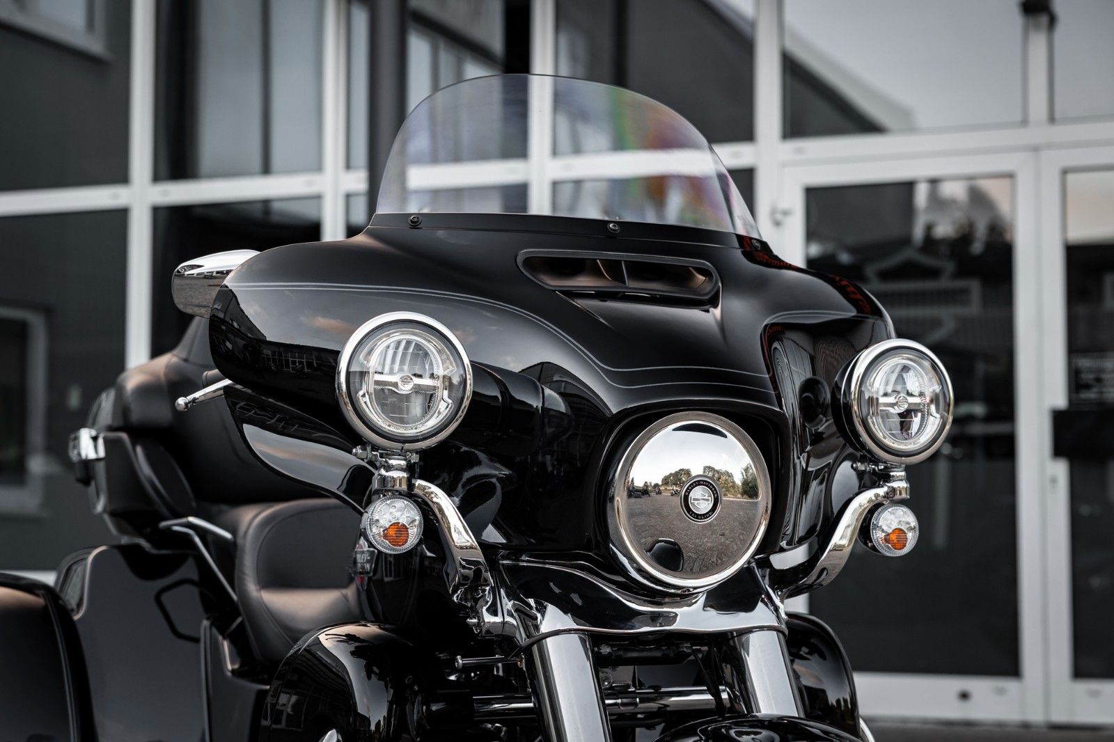 Fahrzeugabbildung Harley-Davidson TRI GLIDE ULTRA TRIKE 114 MY25 FLHTCUTG VORFÜHRF