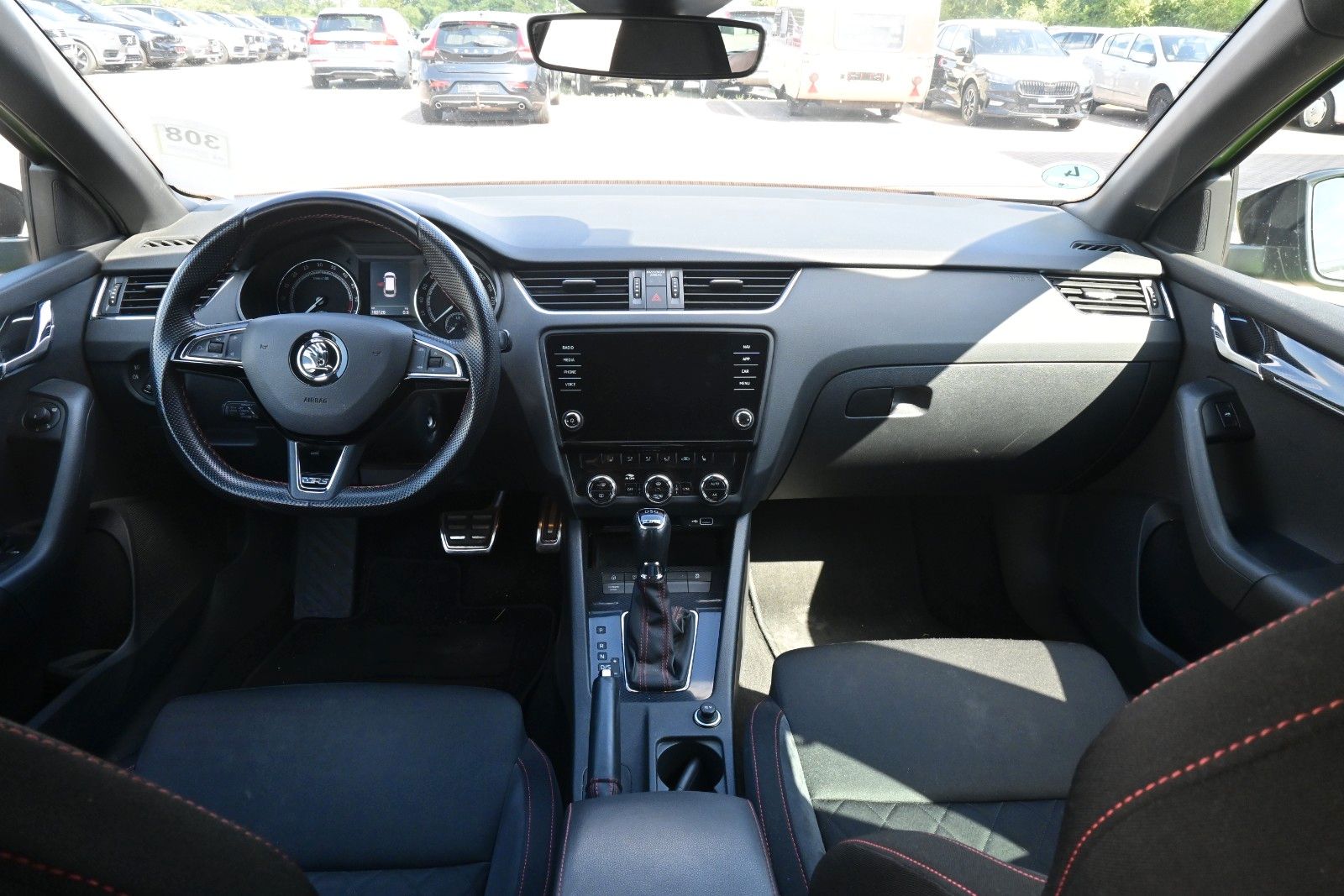 Fahrzeugabbildung SKODA Octavia 2.0 TDI Combi RS 4x4*Business-P*Chrom-P*