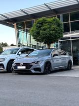 Volkswagen Arteon 2.0 TSI R-Line Edition  - gebrauchte VW Arteon aus dem Jahr 2020