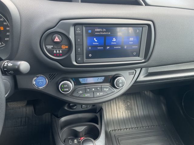 Toyota Yaris 1.5 Hybrid Y20 Team D *CAM*SHZ*TEL* ALU