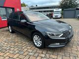 Volkswagen Passat Comfortline 2.0 150 PS HU neu DSG Navi - Volkswagen Passat aus 2015