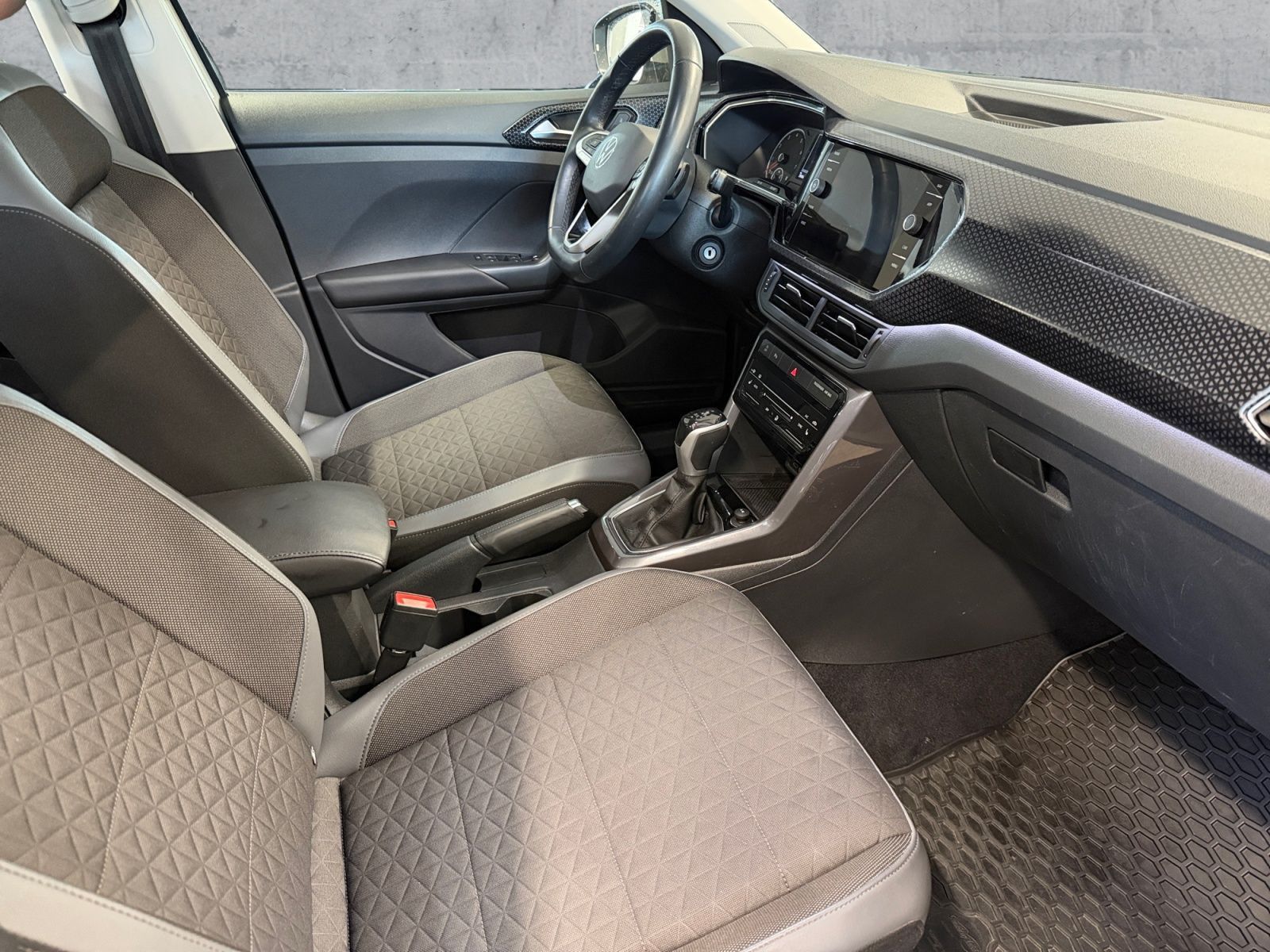Volkswagen T-Cross - Bild 13