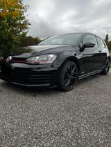 Volkswagen Golf 7 GTI Perf./ Inspektion Neu/ 8-fach bereift - Volkswagen Golf: I