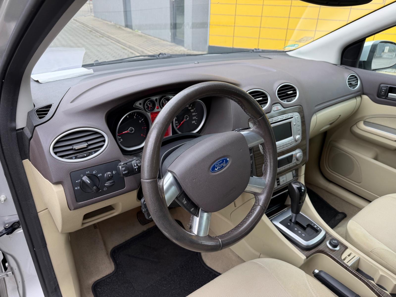 Ford Focus 2008 — photo 16