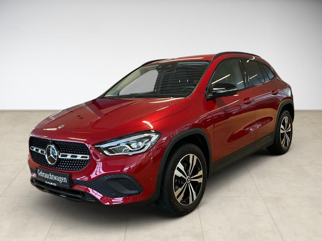 Mercedes-Benz GLA 200 d Progressive Standheizung 360 ACC AHK