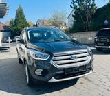 Ford Kuga Cool & Connect 4x4 *Navi, AHK, Winterpkt.* - Ford Kuga mit Diesel-Antrieb: Grau