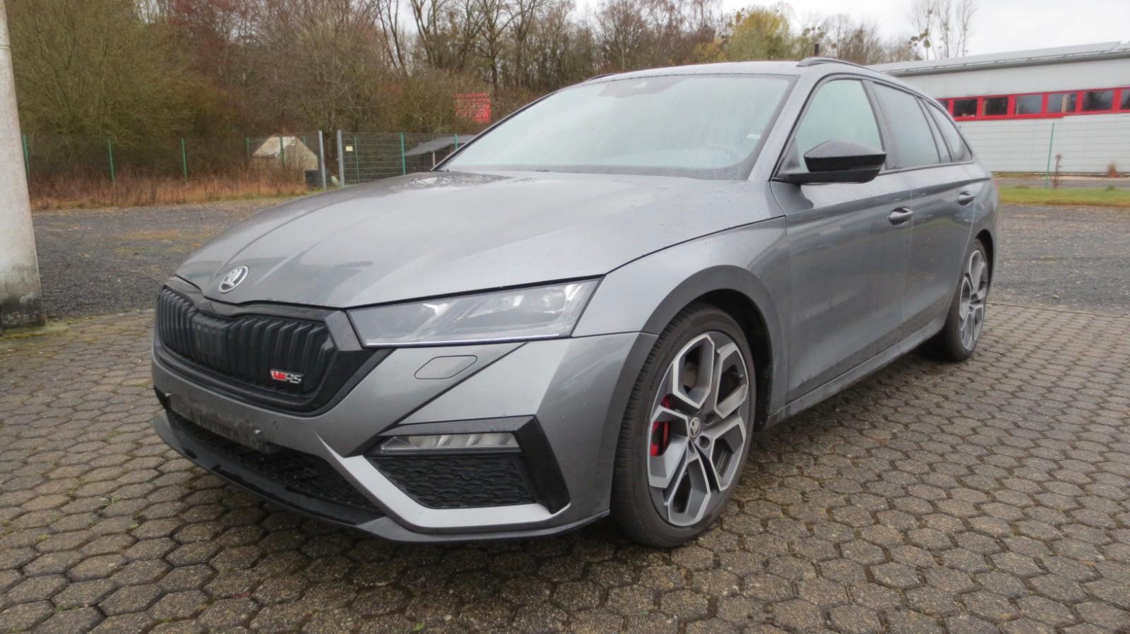 Skoda Octavia Combi 2.0 TSI RS *NAVI/LED/AHK*