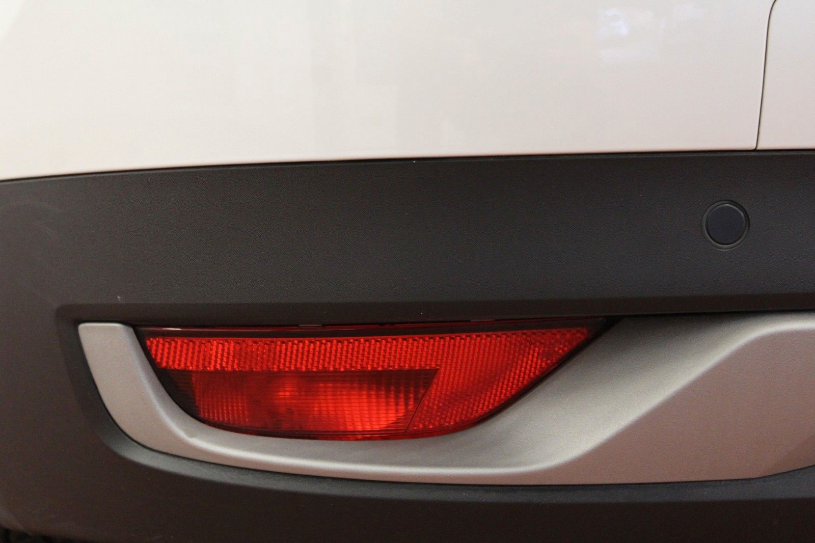 Fahrzeugabbildung Renault Grand Scenic TCe140 Limited Deluxe EDC 7-Sitzer