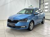 Skoda Fabia 1.0 TSI Combi Style AHK SHZ Freisprech PDC - Skoda Fabia mit Benzin-Antrieb: Blau, Kombi