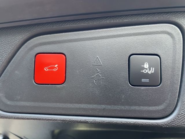3008 Hybrid4 300 Navi Kamera Sitzheizung