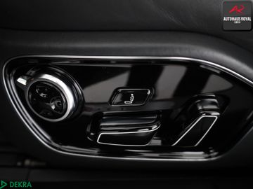 Audi S8 - 12