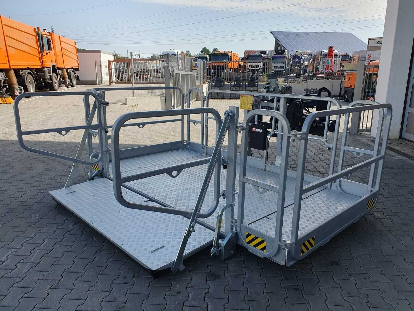 Fahrzeugabbildung Andere Magni Arbeitskorb drehbar & ausziehbar 1.000 kg
