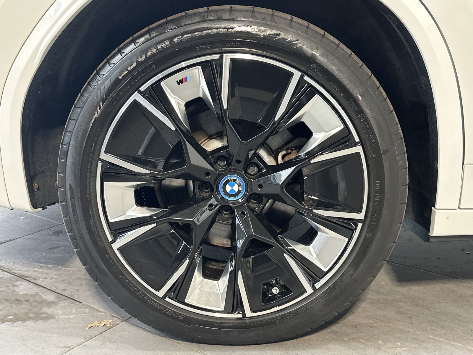 Fahrzeugabbildung BMW iX3 Impressive NAV+LASER+ACC+KAMERA+PANO+HUD+AHK
