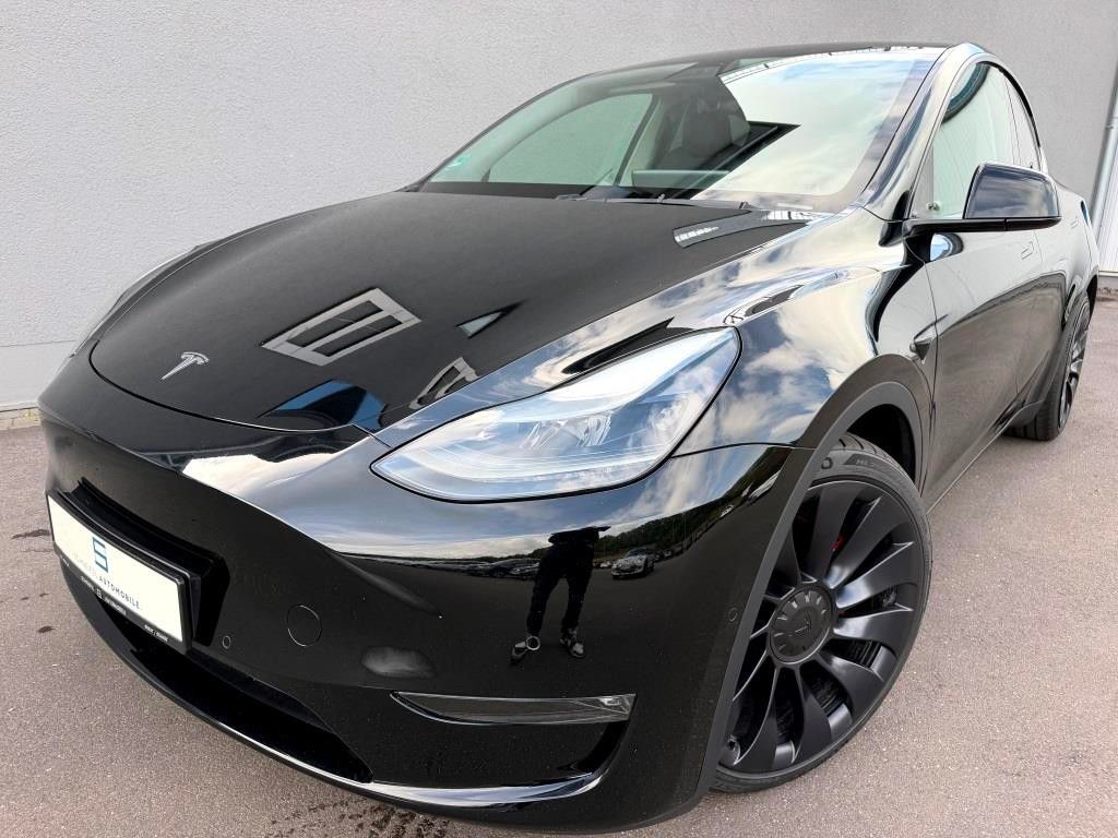 Tesla Model Y Performance Dual AWD