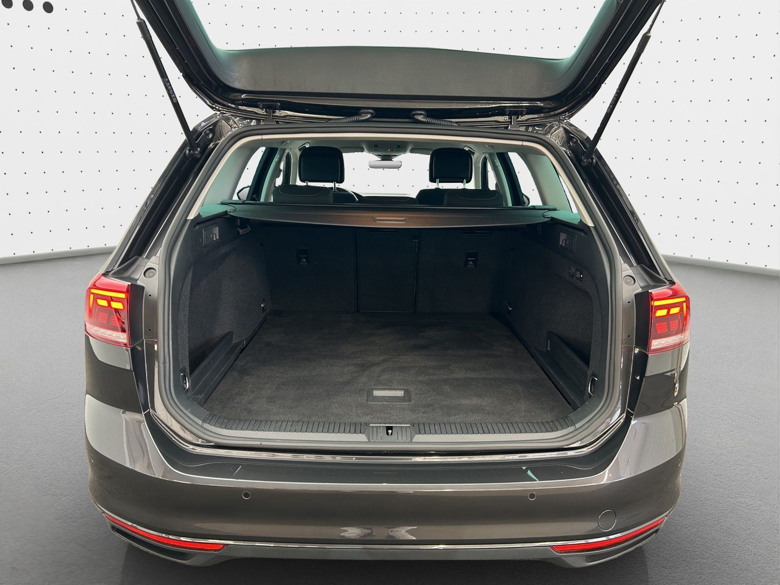 Volkswagen Passat Variant - Bild 11