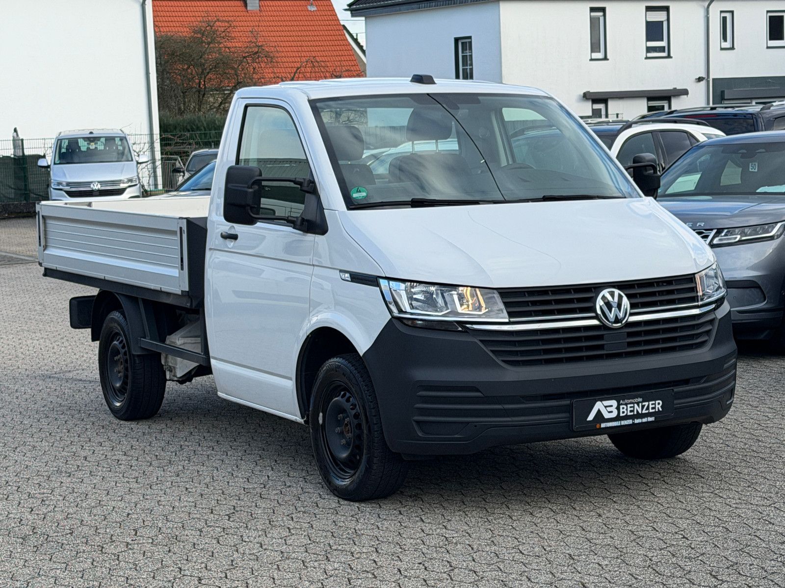 Fahrzeugabbildung Volkswagen T6.1 Transporter Pritsche//APPLE-CAR/NAVI/