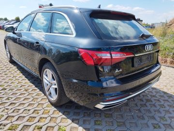 Audi A4 - 1