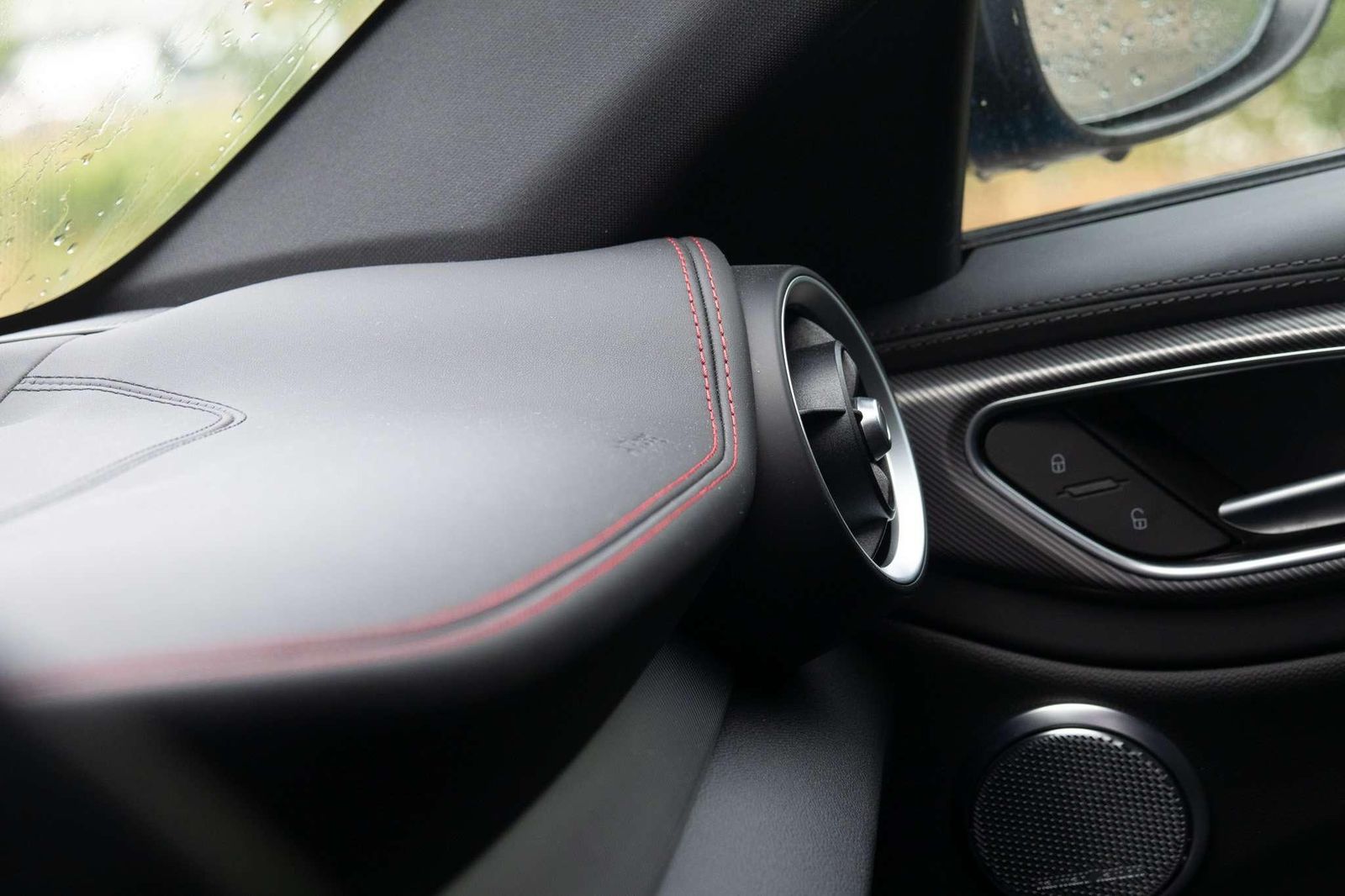 Fahrzeugabbildung Alfa Romeo Giulia Competizione MY23 2.0 Q4 vom AR Vertragsh