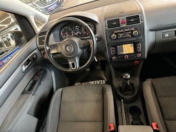MYAUTOCENTER – Gebraucht- und Jahreswagen mit Werkstattservice in Pfaffenhofen Volkswagen Touran Comfortline *7-Sitzer*Freisprech*Klima*