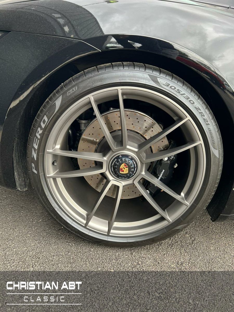 Fahrzeugabbildung Porsche 992 GTS Targa 50th Anniversary