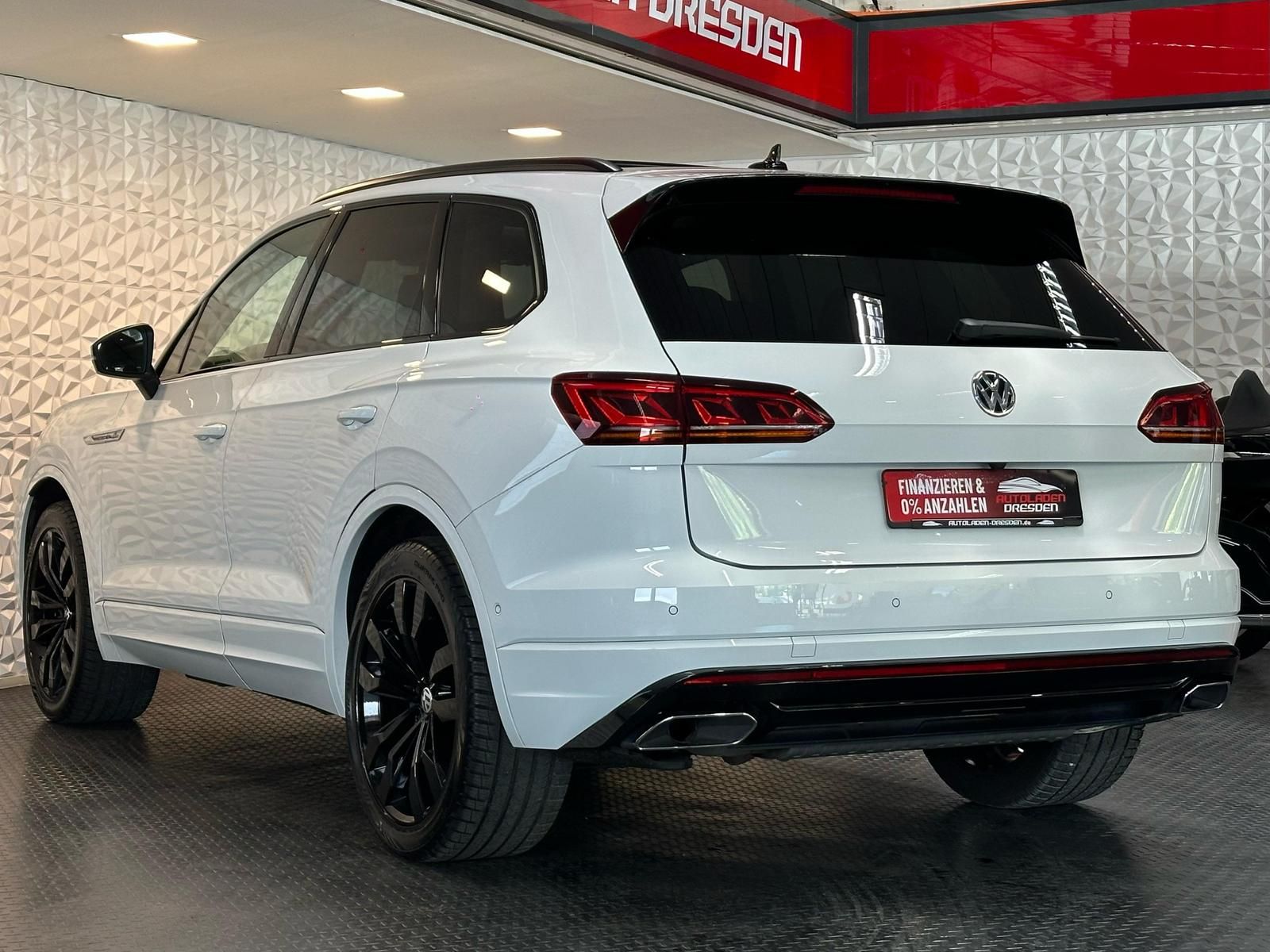 VW Touareg 3.0TDI R LINE 4M BLACK MATRIX#AHK#AIR#SH - Image 5