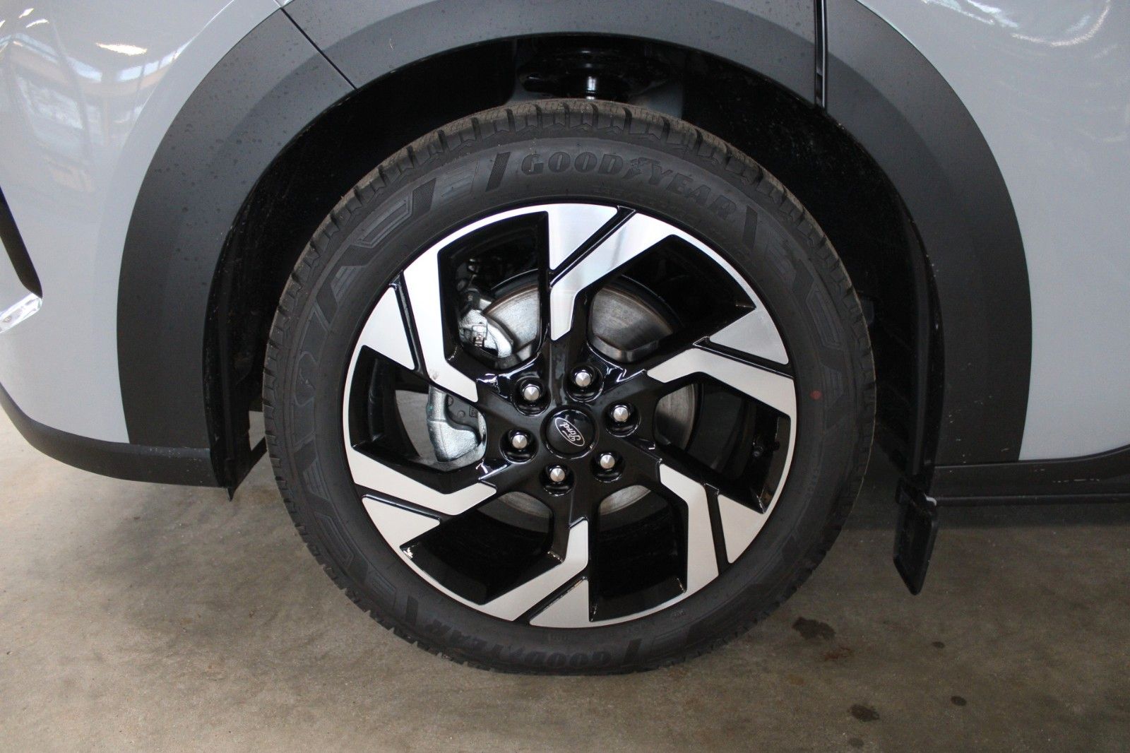 Fahrzeugabbildung Ford NUGGET L2 Active MARKISE + Aufstelldach SOFORT