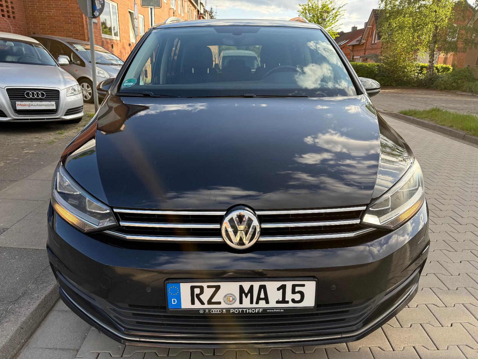 Volkswagen Touran Sound *PDC*Navi*AppleCar.*Temp.*Sitzh.*