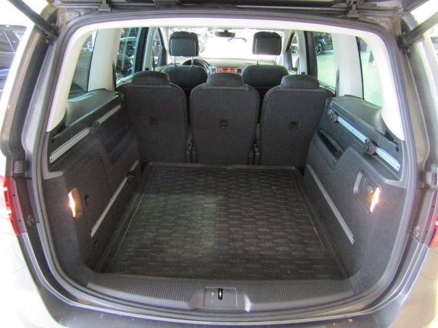 Alhambra Style 1.4 TSI 150PS DSG NAV KAM BT PDC 