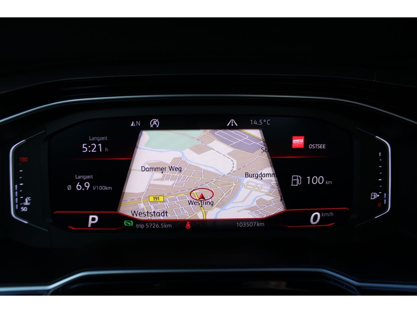 Fahrzeugabbildung Volkswagen Polo VI GTI 2.0TSI DSG ACC LED Milltek H&R PDC R