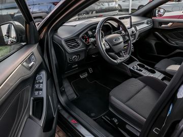 Ford Focus Turnier 1.0 ST-Line Stauassistent Kamera