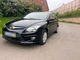 Hyundai i30  2011  145.300 km  Kette & ... - Hyundai: H300