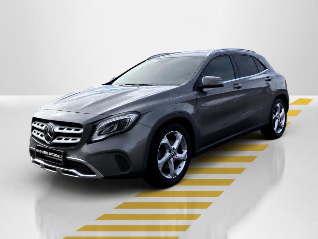 Mercedes-Benz GLA 250 4M URBAN DISTRO KEYLESS SITZHEIZUNG 360
