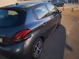 Peugeot 208 PureTech 82 Active Active - gebrauchte Peugeot 208 aus dem Jahr 2017