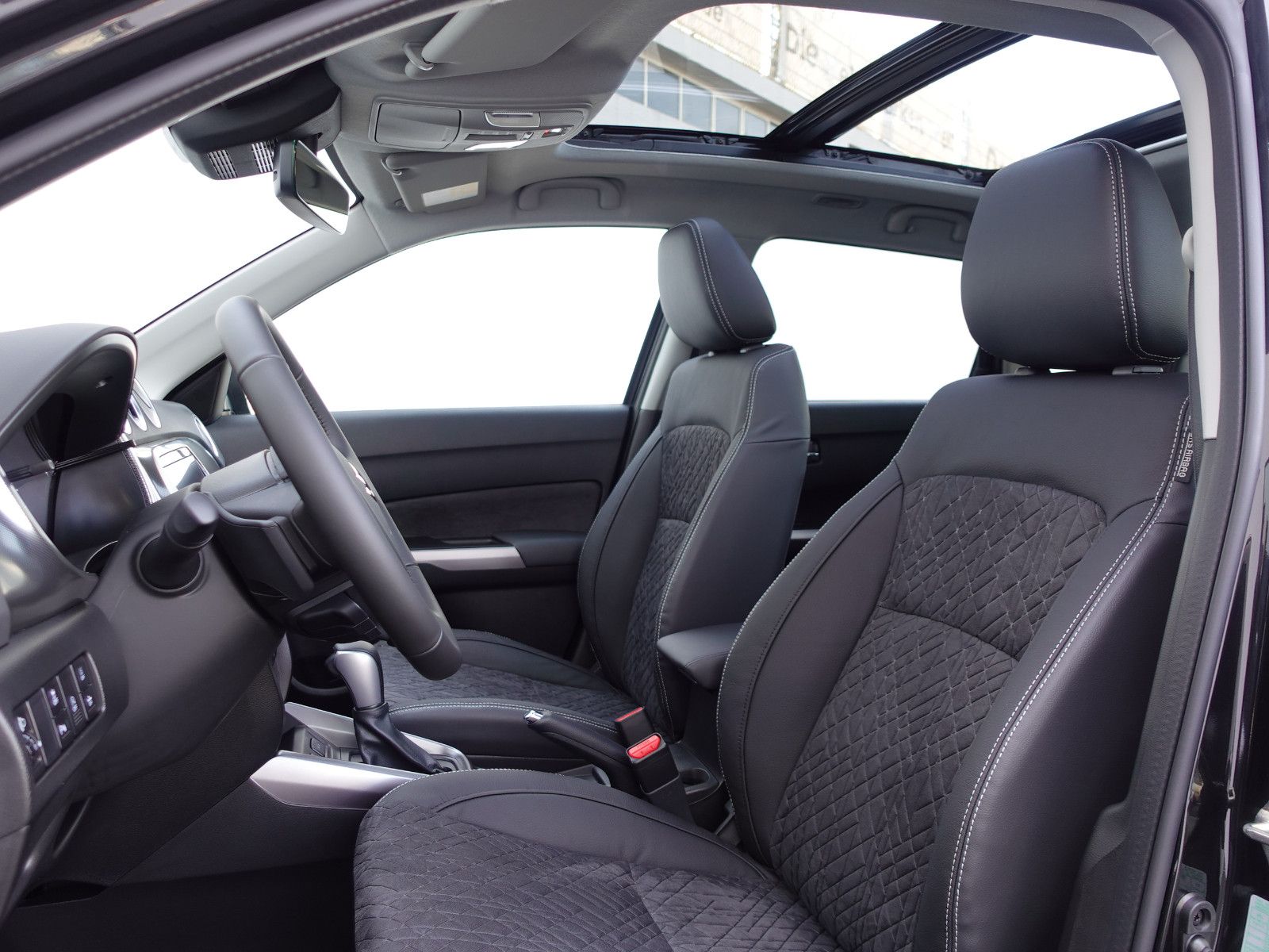 Fahrzeugabbildung Suzuki Vitara 1.4 6-Stufen Automatik Comfort+,NAVI,SHZ