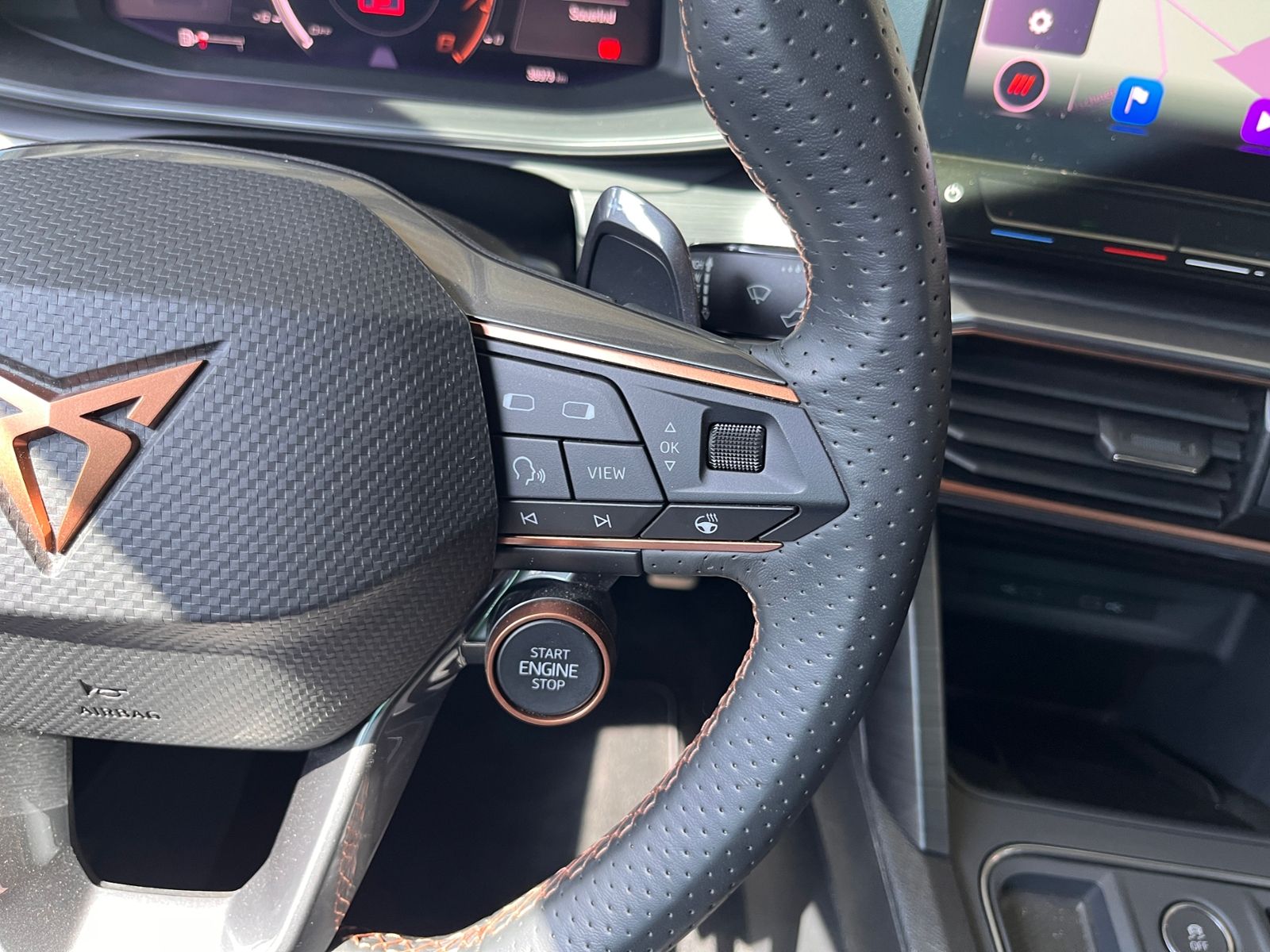 Fahrzeugabbildung CUPRA Formentor VZ 4Drive AHK PANO LEDER BEATS 19"