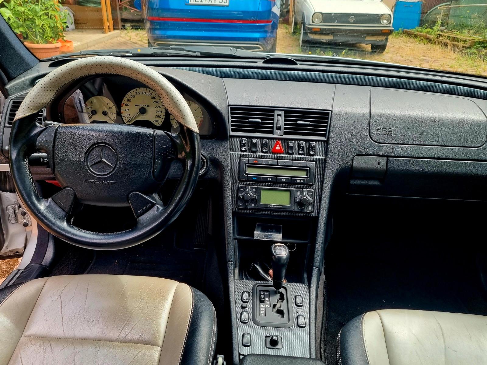 Mercedes-Benz C 43 AMG C 43 T -
