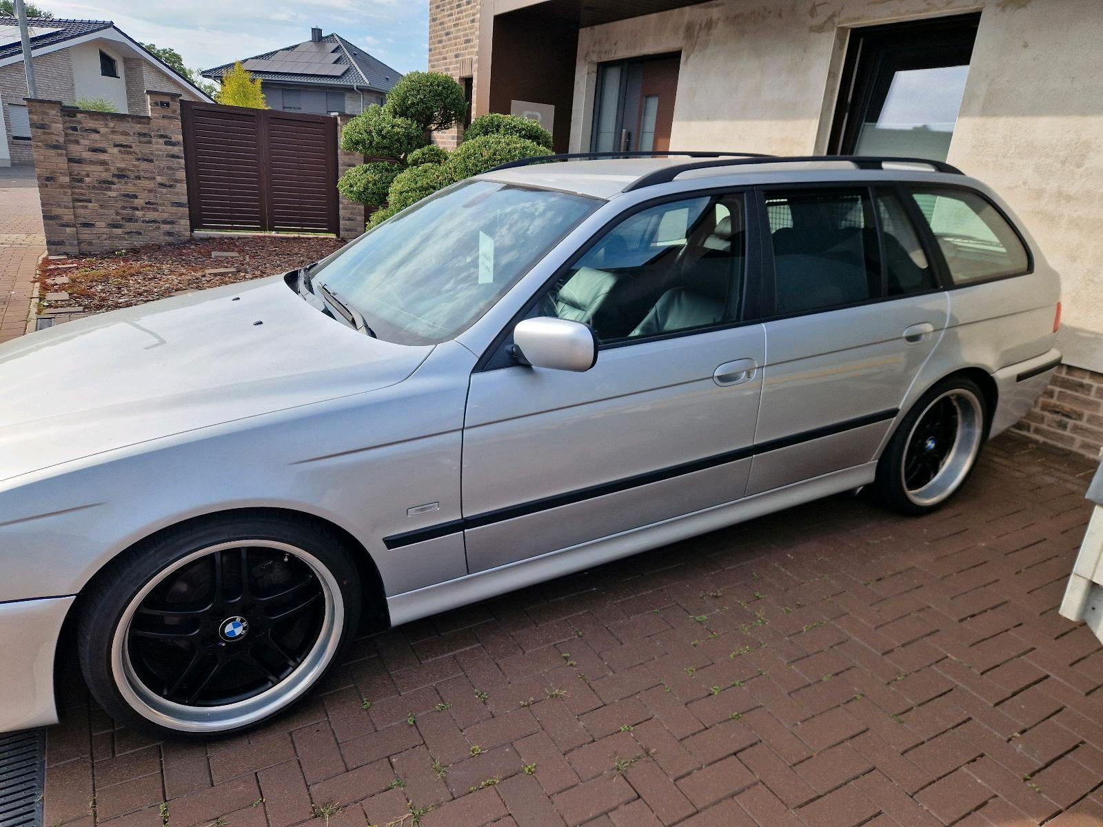 BMW 520