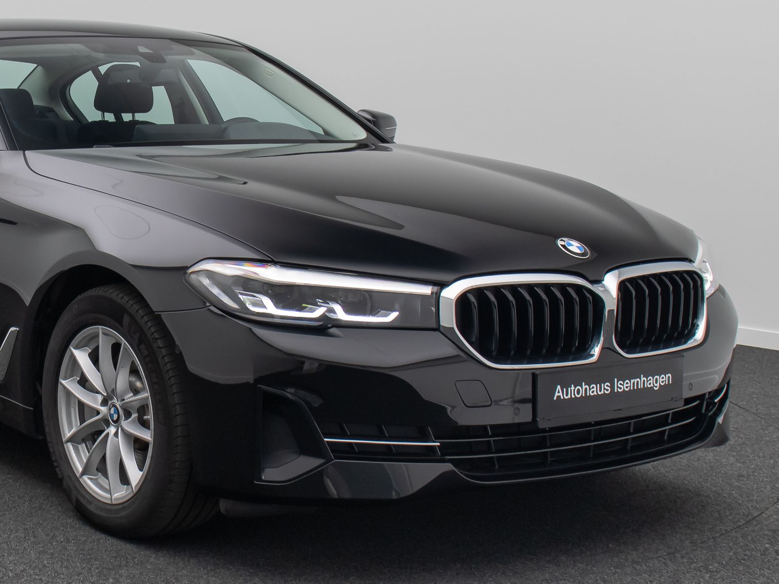 Fahrzeugabbildung BMW 530e Alarm DAB HiFi Komfort Kamera DriveAs Sport