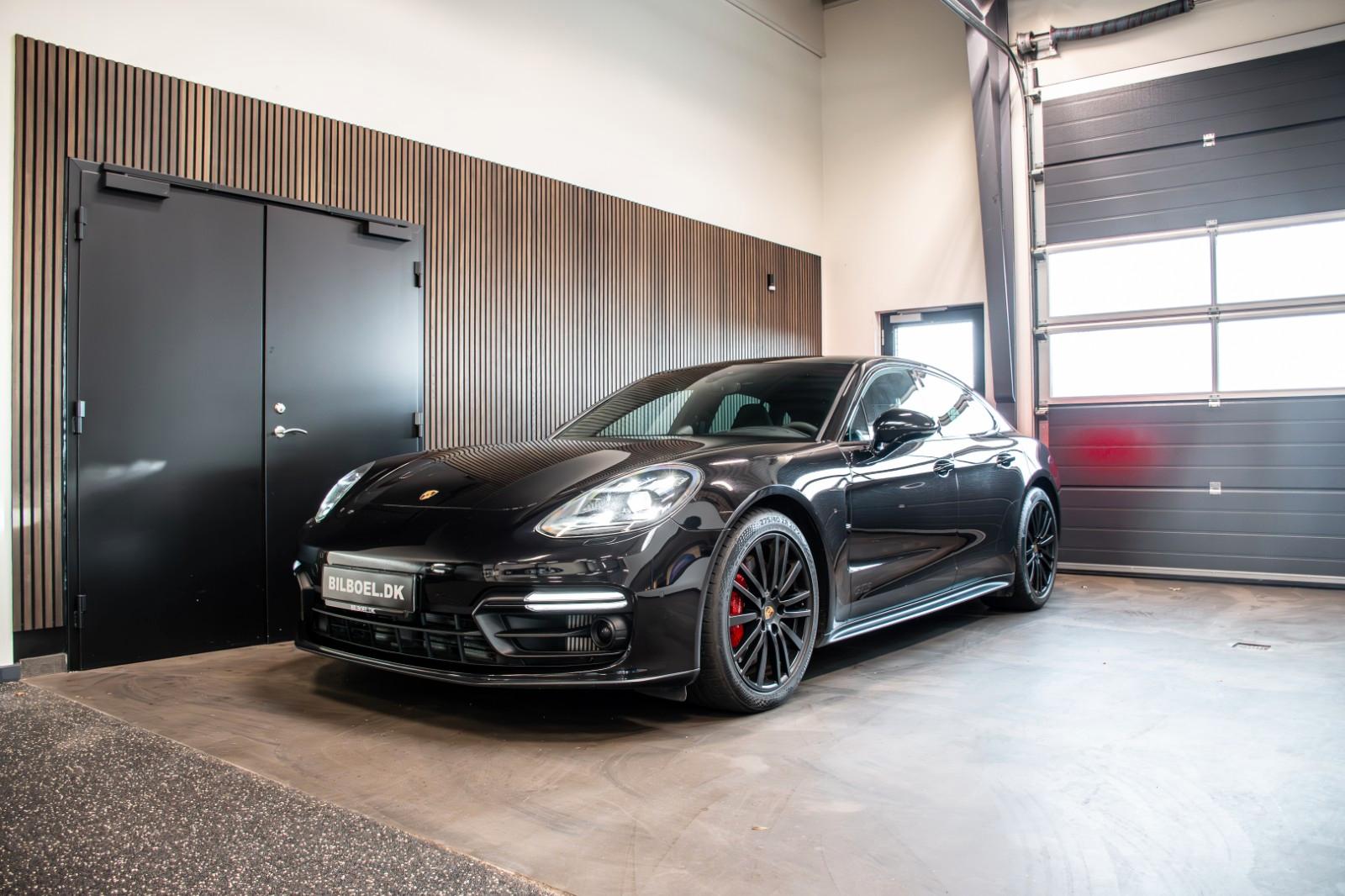 Porsche Panamera GTS | AIR | CHRONO | PANO | ACC