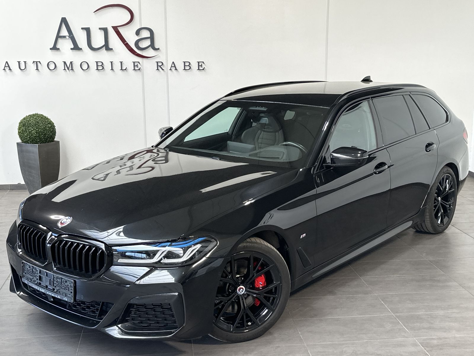Fahrzeugabbildung BMW 530i Touring xD M-Sport Pro NAV+LASER+AHK+HEADUP