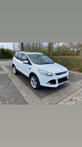 Ford Kuga 2,0 TDCi 4x4 120kW Titanium PowerShift ...