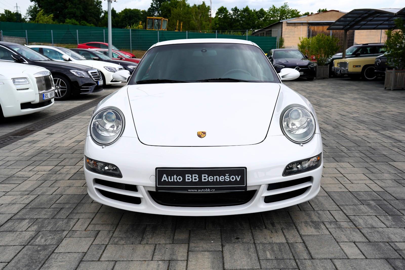 Porsche 911 Carrera Coupe