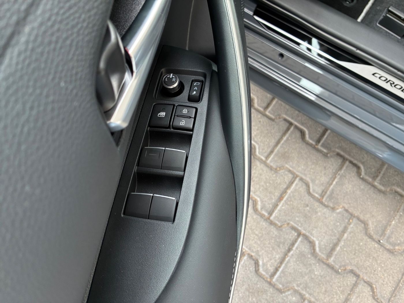 Fahrzeugabbildung Toyota Corolla TS Teamplayer 2.0-l-Hybrid KAMERA LED AC