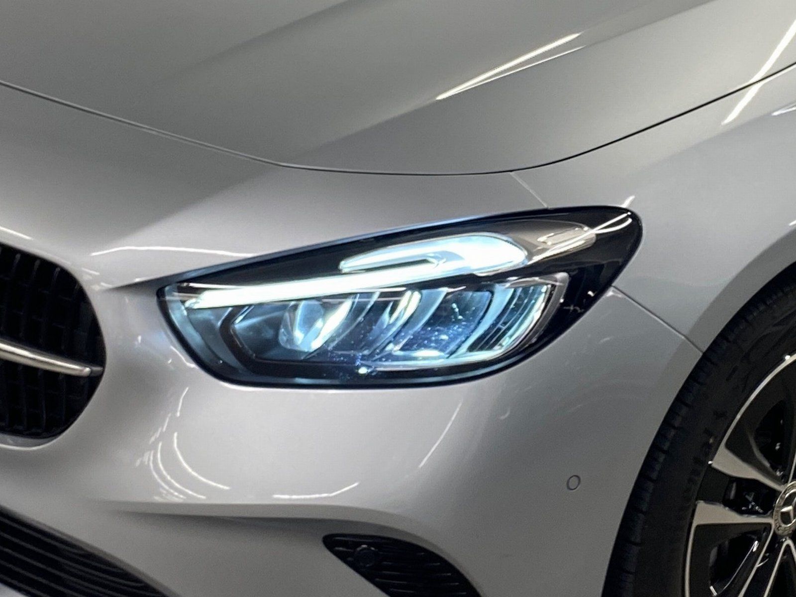 Fahrzeugabbildung Mercedes-Benz B 200 Progressive*AHK*Totwinkel*360°*LED*CarPlay