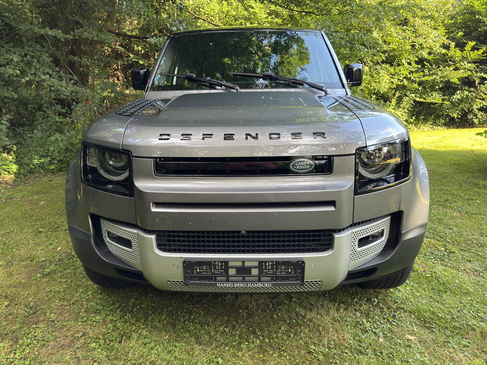 Land Rover Defender D250 SE 1. HAND 53.000 KM LUFTFEDERUNG 