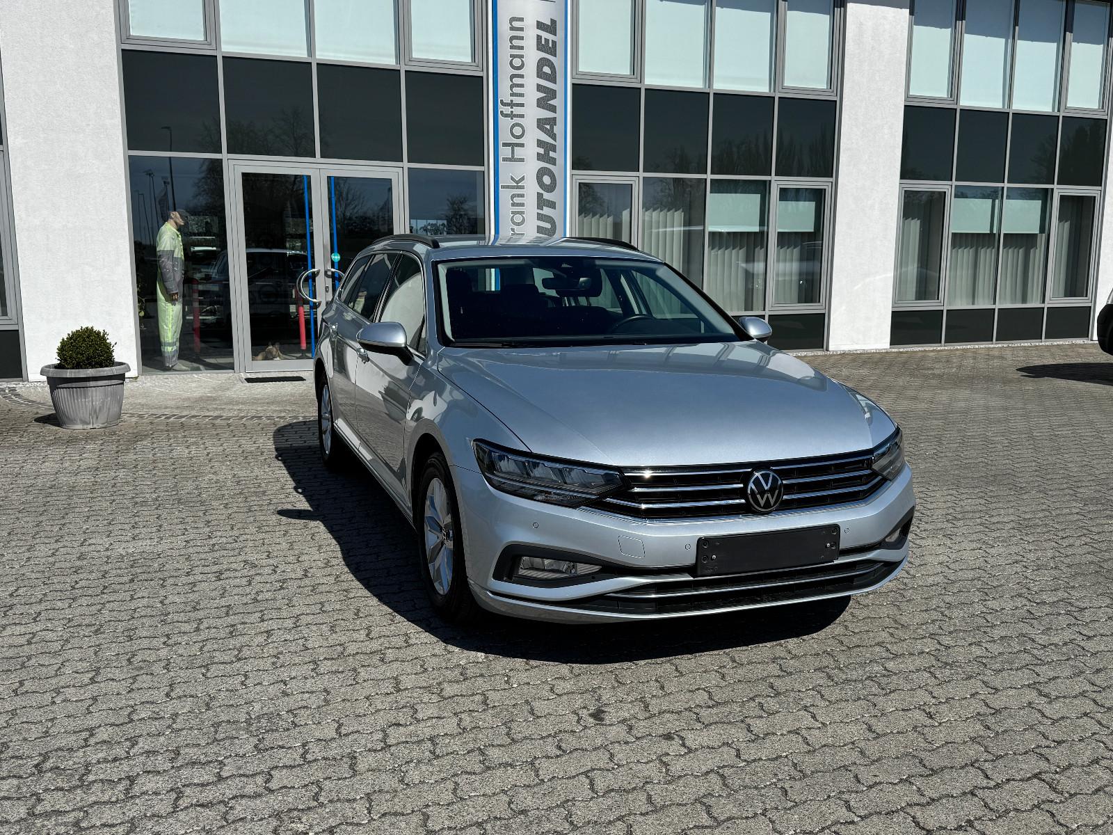 Volkswagen PASSAT VARIANT TDI DSG  BUSINESS+LED+KAMERA+NAVI