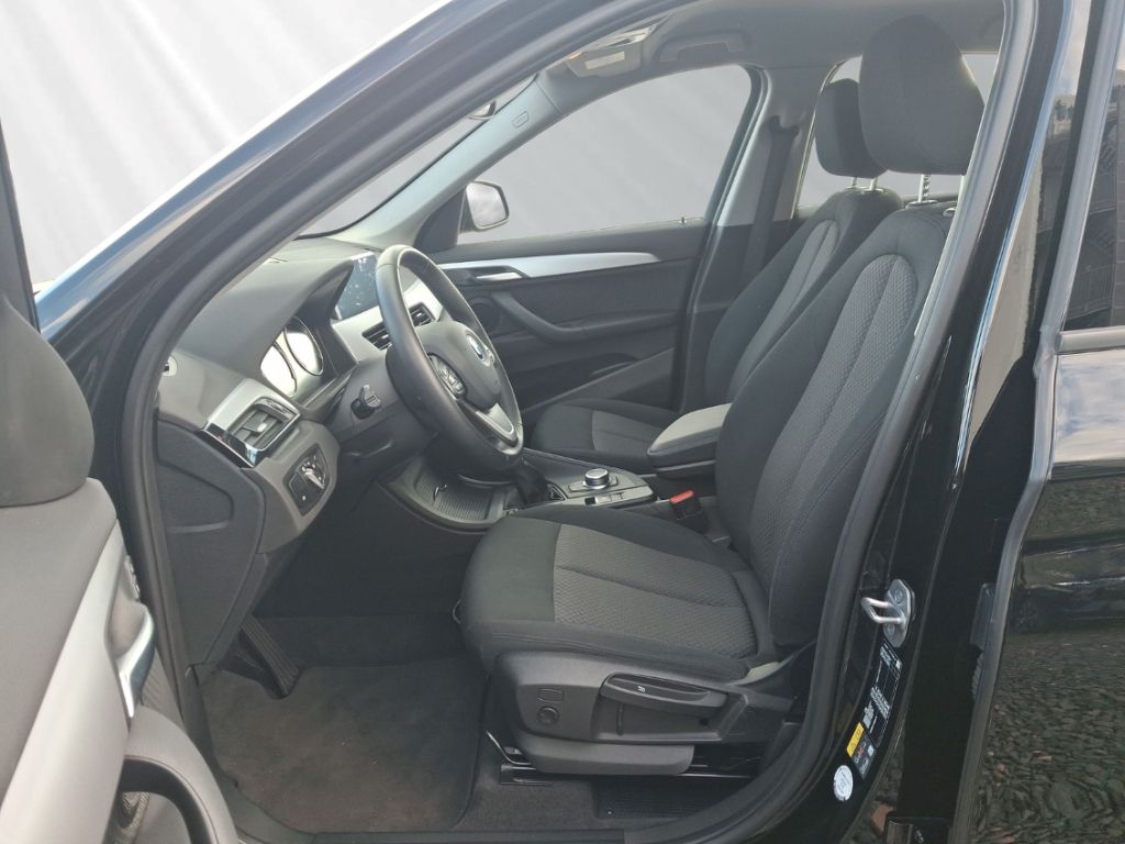 BMW X1 xDrive25e RFK elektr. Heckklappe Lordosenstüt foto 8